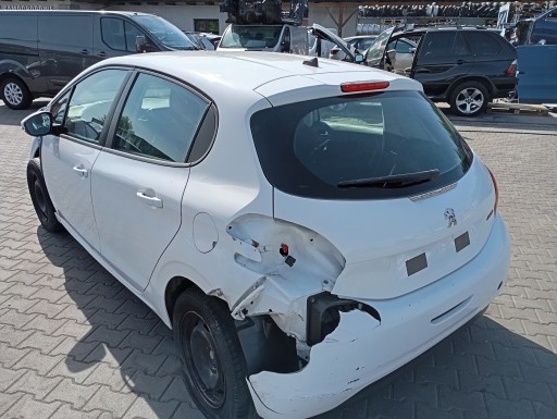 PEUGEOT 208 and 1 door rear part left BIALE 5D EWP