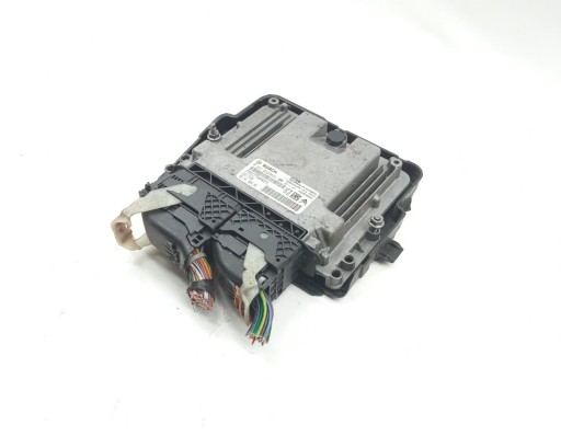 Компьютер двигателя, контроллер peugeot 208 1.6 9806460480