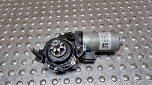 motorek sedačka levý předek 2683593 VOLVO XC40