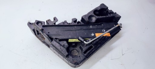 Домкрат домкрат лифт AUDI Q7 7l0011031e