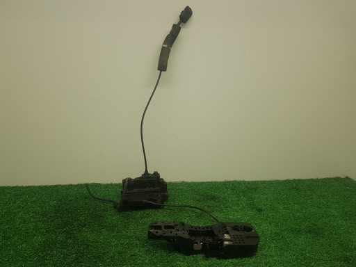 lock door left rear part rear RENAULT SCENIC 3 825030032R 6 PIN