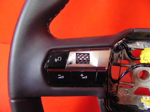 CITROEN DS7 17- lenkrad MULTIFUNKCYJNA Leder