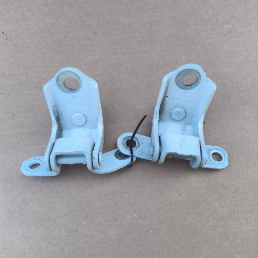 hinges door tylnych of left left rear part Ford Fiesta MK7 LIFT biale HC