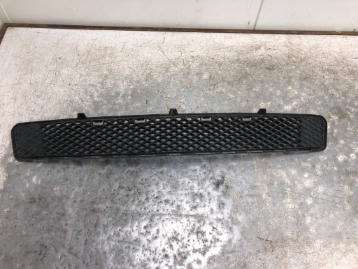 grid of a bumper front MERCEDES W204 A2048852123