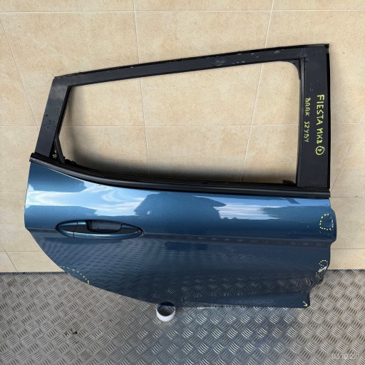 door complete rear. right FORD FIESTA MK8 ST-LINE 2019 ROK does not have windows