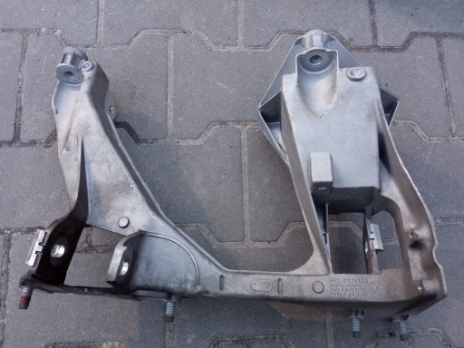 98133115106 - Porsche cayman 718 boxster 982 - опора тележки lt