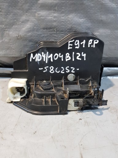 lock door right front front BMW E91 7202144 A053702 UK 7PIN