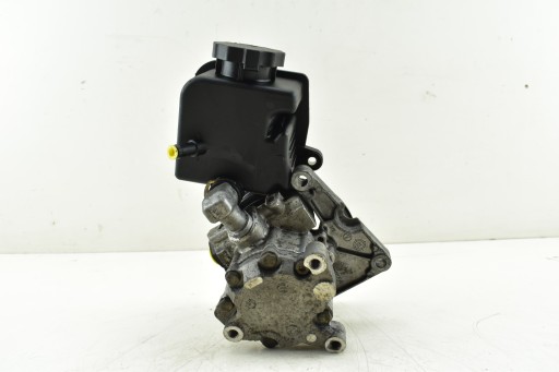 Pompa servosterzo AUDI A3 8P VW GOLF V PASSAT B6 2.0 TDI 038145209H