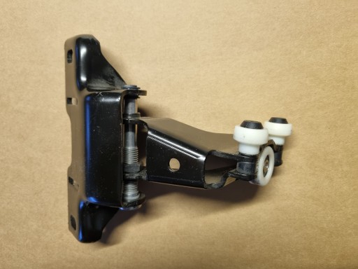 A9107630100 - РОЛИК БОКОВОЙ ДВЕРИ MB SPRINTER 907-910