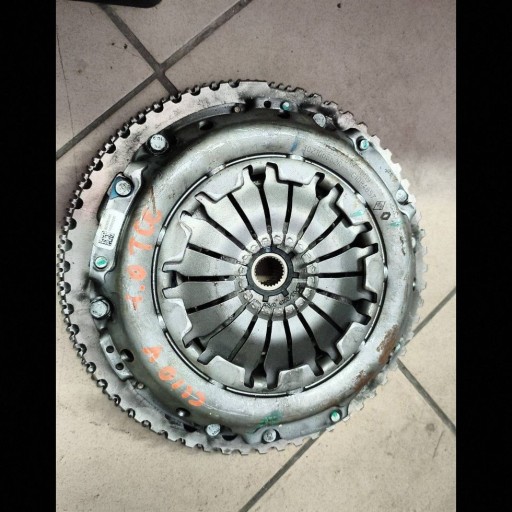 clutch Komplet Renault Clio V Captur II Sandero III 1.0 tce 302106552R