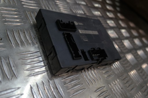 Модуль драйвера сиденья AUDI A6 RS6 4G8959760