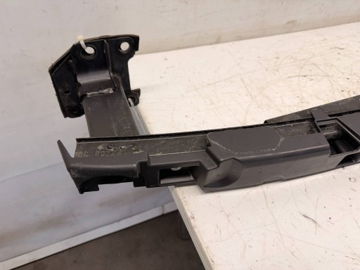 Renault Megane IV KOMBI bumper support rear part