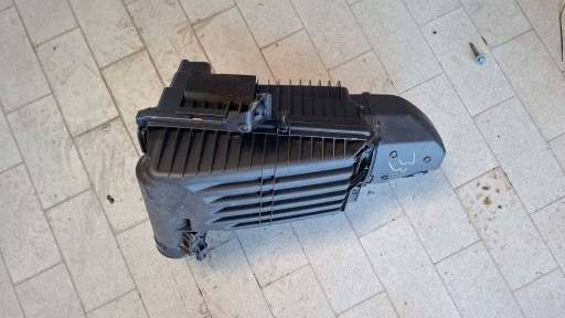 Gehäuse filter luft Renault Espace V lift (RFC) 165007664R
