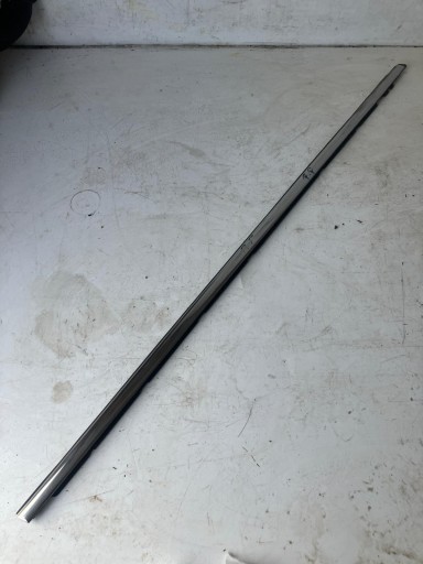 moulding dust door right front PEUGEOT 308 T9 9677880980 CHROM #23