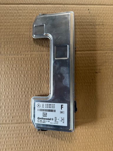 Камера в окне mercedes s 222 2229003707