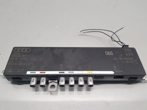 Усилитель антенны AUDI S6 C6 4F9035225F