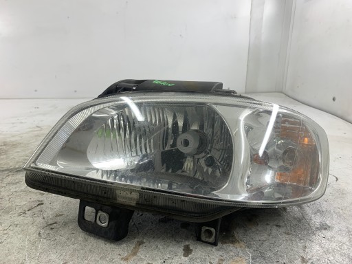 SEAT CORDOBA and light left front