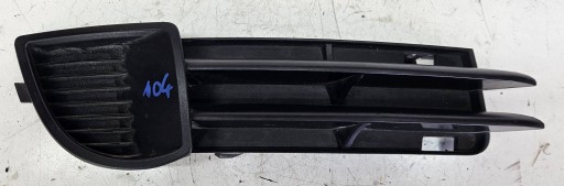 Audi A3 8P 05-08 8p4807682a pravá mřížka dolní nárazníku předního