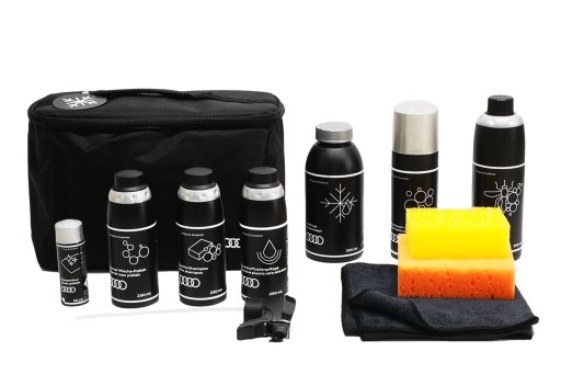 СУМКА З КОСМЕТИКОЮ AUDI CARE