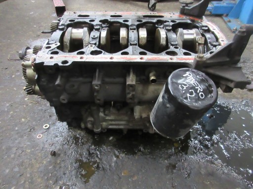 ВАЛ НИЖНЕГО БЛОКА ДВИГАТЕЛЯ MITSUBISHI PAJERO III 3.2 D