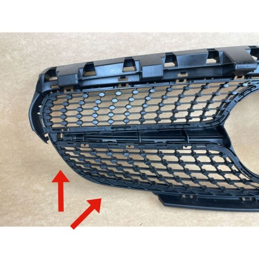 grill grille grid of a bumper front MERCEDES CLA W117 C117 LIFT 2016-2019