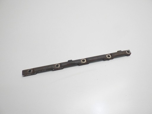 8678770 - BMW 1 F40 M135iX притискна планка турбокомпресора