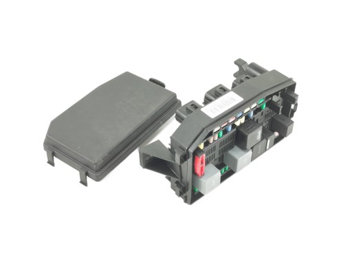 БЛОК ПРЕДОХРАНИТЕЛЕЙ JAGUAR X-TYPE 2001-2010 НОВЫЙ ОРИГИНАЛ C2S39829