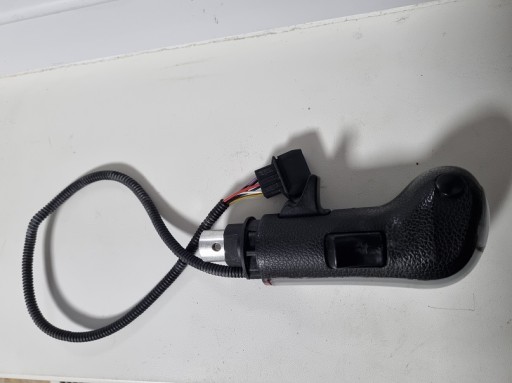 646126 - РЫЧАГ ПЕРЕКЛЮЧЕНИЯ ПЕРЕДАЧ MAN TGA TGX