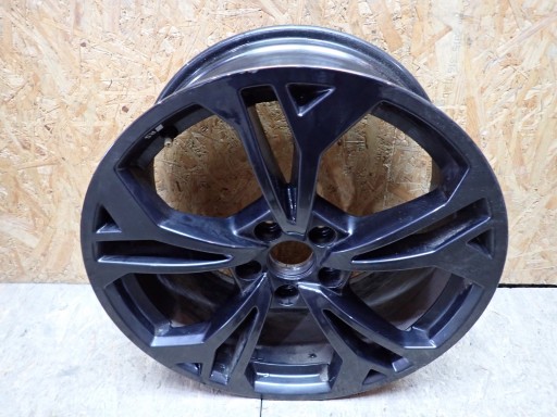 disk hliníkový AUDI A3 8Y 2019- 5X112 18" 8J ET46 8Y0601025CF