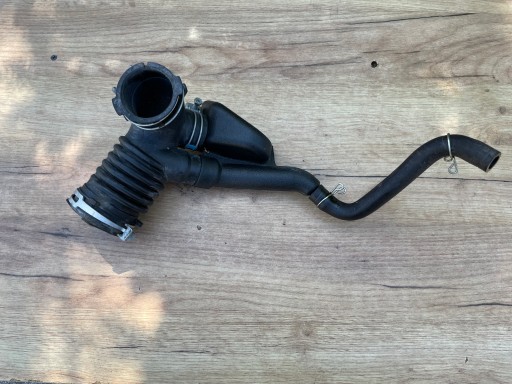 REZONATOR pipe tube LEXUS CT 200H 17893-37050