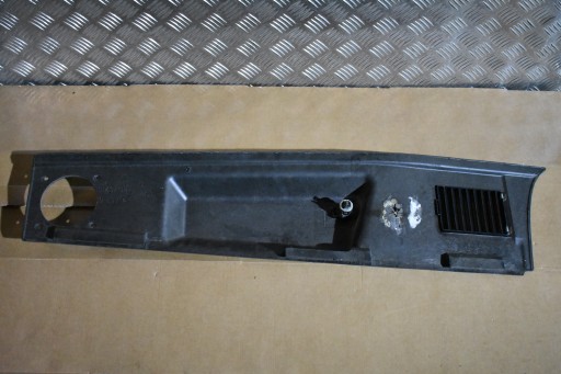 cover SLUPKA D left MERCEDES W463 1