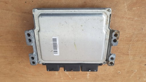 control unit of the engine RENAULT MEGANE III SCENIC 3 DCI