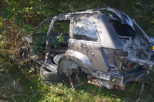 ЧЕТВЕРТЬ КУЗОВА JEEP GRAND CHEROKEE WK 05+