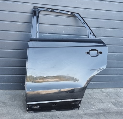 8U0833311D - Audi q3 и 1 12-18 дверной задняя часть 8u0833051 8u0833051a 8u0833051b