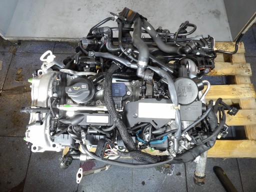 motor 1.6CGI 156KM 270910 INFINITI Q30
