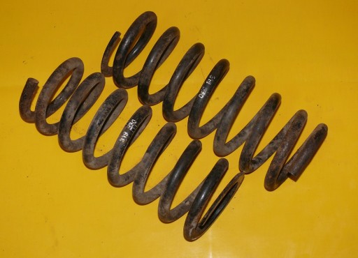 2szt - Пружины задней подвески mercedes s-class w140 3.5 td 2 шт.