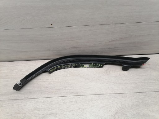 68414383AA - Dodge RAM змінна лампа ліва передня-68414383AA