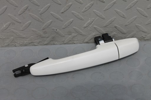 РУЧКА ДВЕРЕЙ ЛІВА ЗАДНЯ SUZUKI BALENO II 15-19