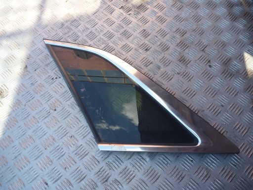 Кузовне скло Бокове ліве Cadillac XT5