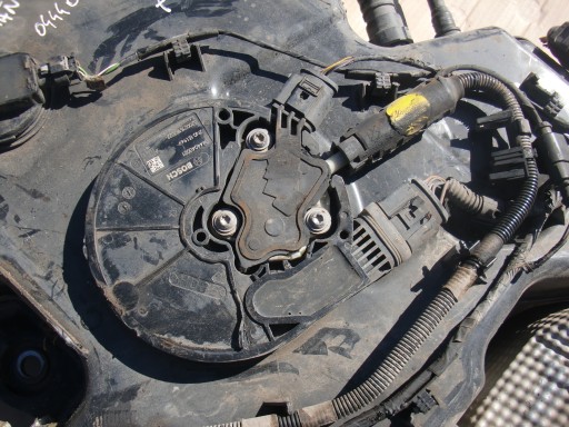 VW CRAFTER II MAN TGE Behälter ADBLUE 2N0131877B Pumpe 2N0131969 0444040021
