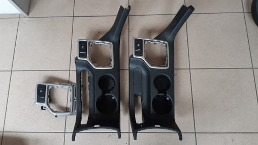 84650-F1AC0WK 93600-D9AB0 - KIA SPORTAGE IV 2016-РАМКА КРЫШКА ТУННЕЛЯ ПАНЕЛЬ