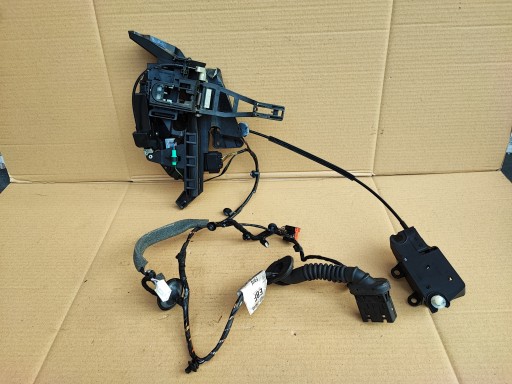 8V4A-S26412-GA - Kuga MK1 замок двери правый задний KeyFree Keyless