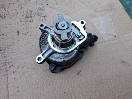 AUDI RS3 8V0 2.5 TFSI pump VACUM 07K145100J