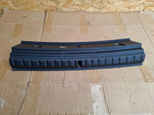 cover of the threshold boot BMW 2 F44 24r