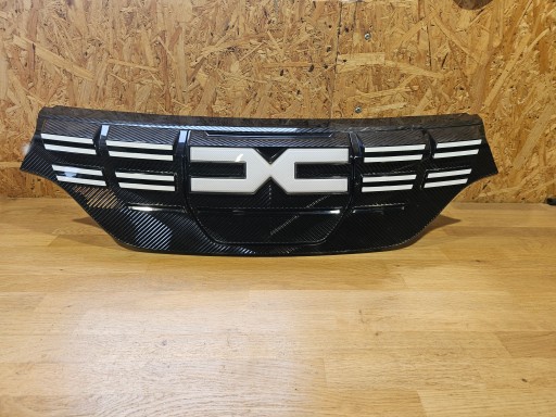 DACIA ПРУЖИНА Решетка радиатора