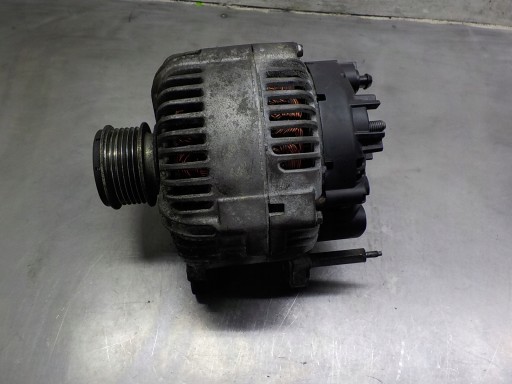 VW PASSAT B6 1.9 TDI alternator 021903026L