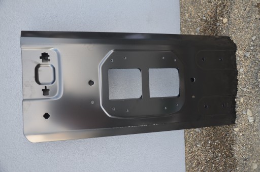 68281561AF 68281561AJ - ПОЛНАЯ ЗАДНЯЯ ДВЕРЬ WRANGLER JL 2018-