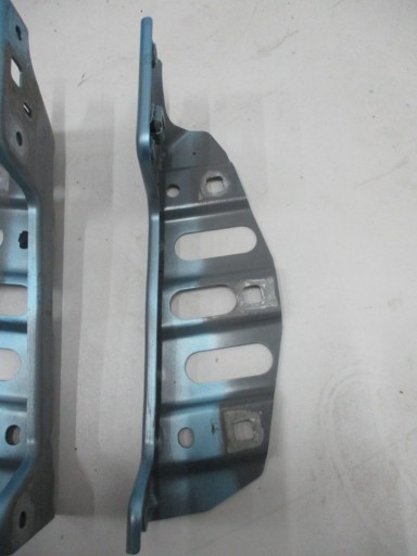 staffa parafango CLIO V 64137564R 641357564R