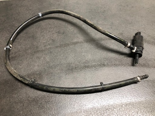 3B7955681 - ШЛАНГ НАСОСА ОМЫВАТЕЛЯ ЛАМПЫ AUDI 4G8955667A