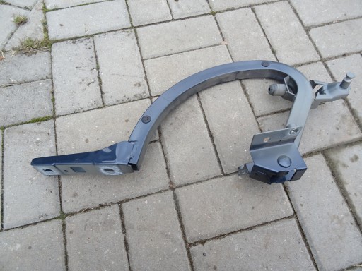 ПЕТЛЯ ЗАДНЕЙ ДВЕРИ VOLVO S60 31479426 32136218